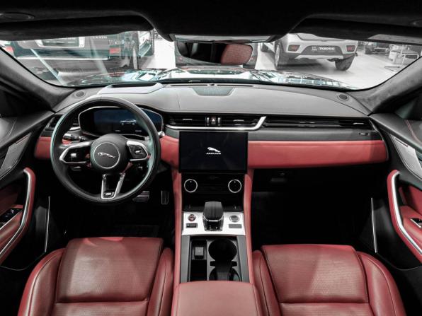 Jaguar F-Pace I Рестайлинг с пробегом 2021 года, цена 4 950 000 рублей, 51421 км, внедорожник, Автокод Объявления