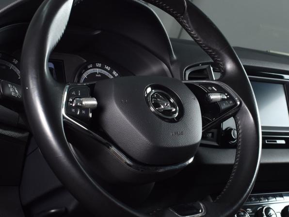Skoda Karoq I с пробегом 2021 года, цена 1 849 999 рублей, 138923 км, внедорожник, Автокод Объявления