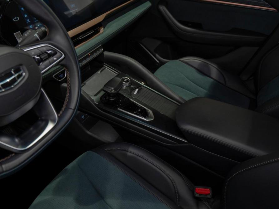Geely Monjaro I Москва  - изображение 16