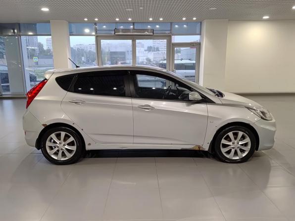 Hyundai Solaris I с пробегом 2012 года, цена 664 000 рублей, 176159 км, хэтчбек, Автокод Объявления