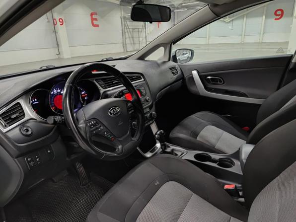 Kia Ceed II Рестайлинг с пробегом 2016 года, цена 1 400 000 рублей, 117171 км, хэтчбек, Автокод Объявления