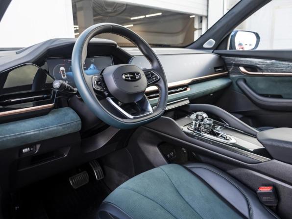 Geely Monjaro I с пробегом 2023 года, цена 3 210 000 рублей, 28500 км, внедорожник, Автокод Объявления