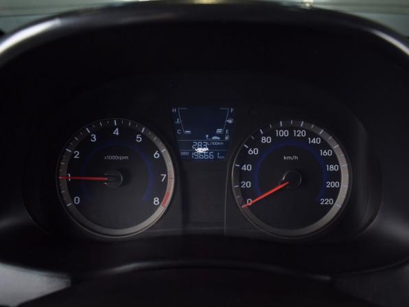 Hyundai Solaris I с пробегом 2014 года, цена 569 995 рублей, 196660 км, хэтчбек, Автокод Объявления