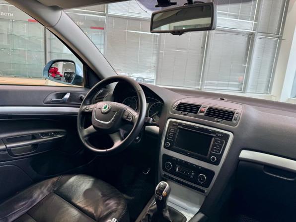 Skoda Octavia II (A5) Рестайлинг с пробегом 2012 года, цена 1 265 000 рублей, 155400 км, универсал, Автокод Объявления