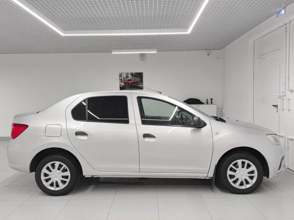 Renault Logan II Рестайлинг с пробегом 2020 года, цена 882 000 рублей, 45100 км, седан, Автокод Объявления
