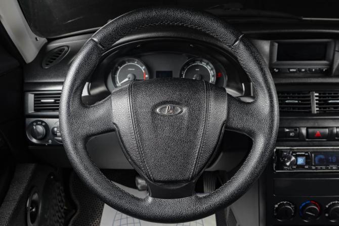 Lada (ВАЗ) Priora I Рестайлинг с пробегом 2014 года, цена 419 000 рублей, 292000 км, седан, Автокод Объявления