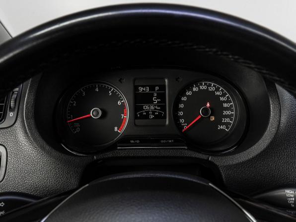 Volkswagen Polo V Рестайлинг с пробегом 2016 года, цена 1 100 000 рублей, 106364 км, седан, Автокод Объявления