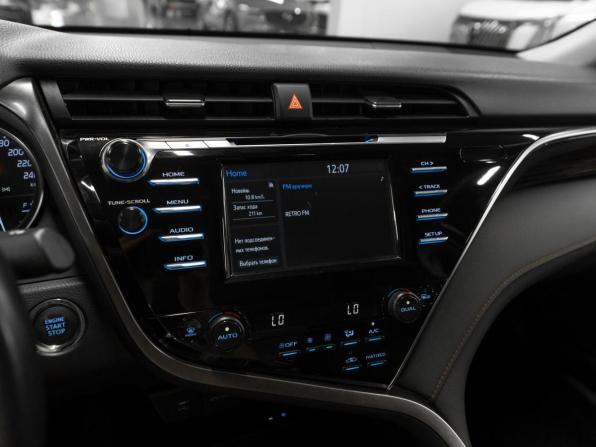 Toyota Camry VIII (XV70) с пробегом 2019 года, цена 2 490 000 рублей, 138870 км, седан, Автокод Объявления