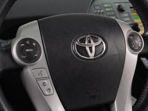 Toyota Prius III (XW30) с пробегом 2009 года, цена 1 010 000 рублей, 242544 км, лифтбек, Автокод Объявления