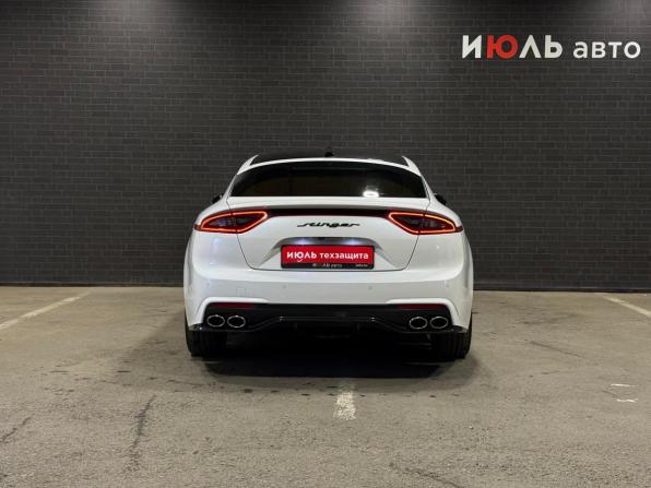 Kia Stinger I с пробегом 2018 года, цена 2 400 000 рублей, 122894 км, лифтбек, Автокод Объявления