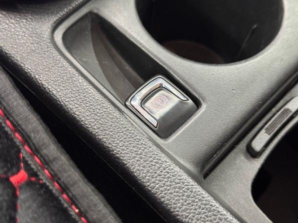 Opel Astra J с пробегом 2011 года, цена 669 000 рублей, 258137 км, хэтчбек, Автокод Объявления
