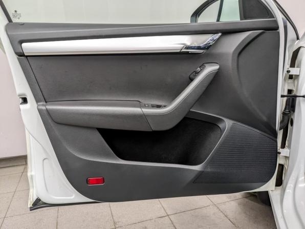 Skoda Octavia III (A7) Рестайлинг с пробегом 2018 года, цена 1 745 000 рублей, 73418 км, лифтбек, Автокод Объявления