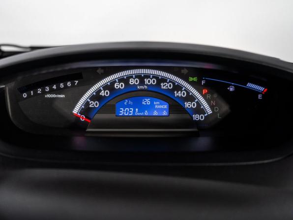 Honda Freed I Рестайлинг с пробегом 2012 года, цена 979 500 рублей, 129170 км, компактвэн, Автокод Объявления