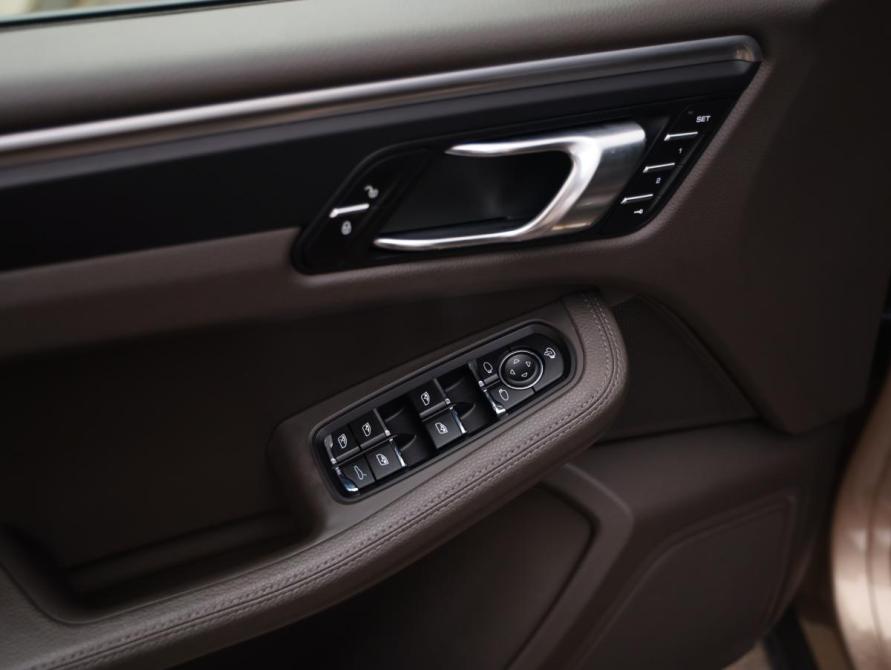 Porsche Macan I Санкт-Петербург  - изображение 28