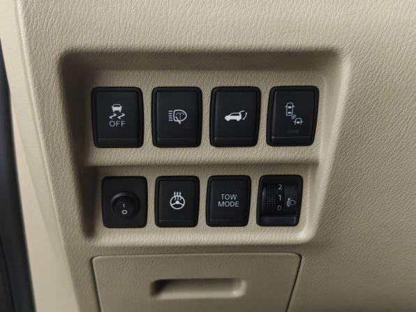 Nissan Pathfinder IV с пробегом 2016 года, цена 1 840 000 рублей, 184346 км, внедорожник, Автокод Объявления