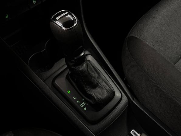 Skoda Rapid I Рестайлинг с пробегом 2019 года, цена 1 134 000 рублей, 147595 км, лифтбек, Автокод Объявления
