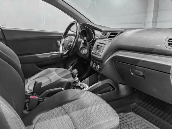 Kia Rio III Рестайлинг с пробегом 2015 года, цена 952 397 рублей, 127718 км, седан, Автокод Объявления