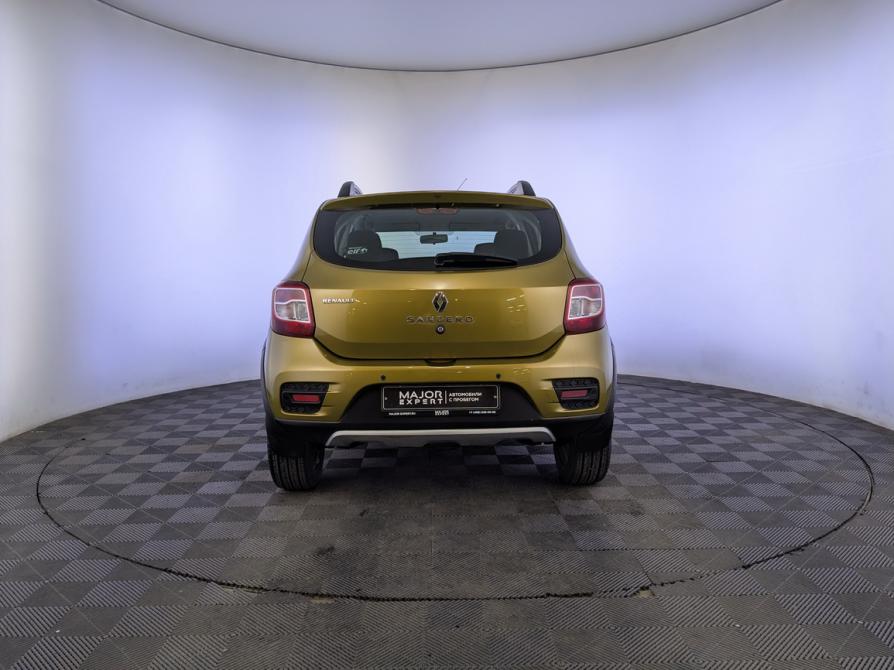 Renault Sandero II Москва  - изображение 6