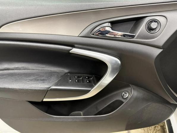 Opel Insignia I с пробегом 2012 года, цена 871 025 рублей, 172501 км, универсал, Автокод Объявления