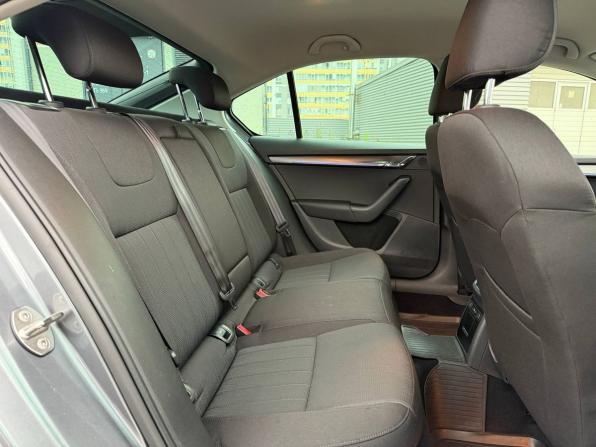 Skoda Octavia III (A7) Рестайлинг с пробегом 2018 года, цена 1 545 000 рублей, 169489 км, лифтбек, Автокод Объявления