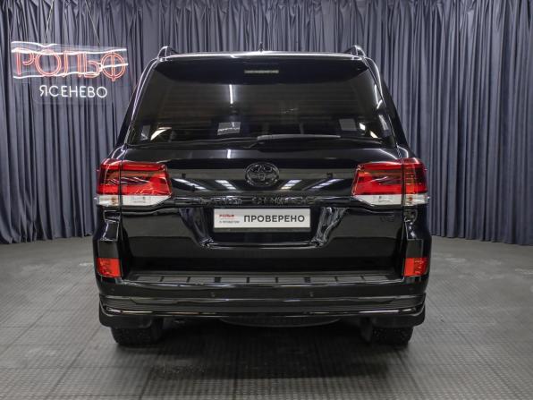 Toyota Land Cruiser 200 Series Рестайлинг 2 с пробегом 2020 года, цена 10 149 000 рублей, 60757 км, внедорожник, Автокод Объявления