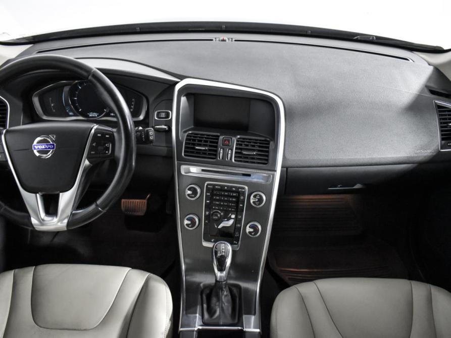 Volvo XC60 I Рестайлинг Санкт-Петербург  - изображение 14