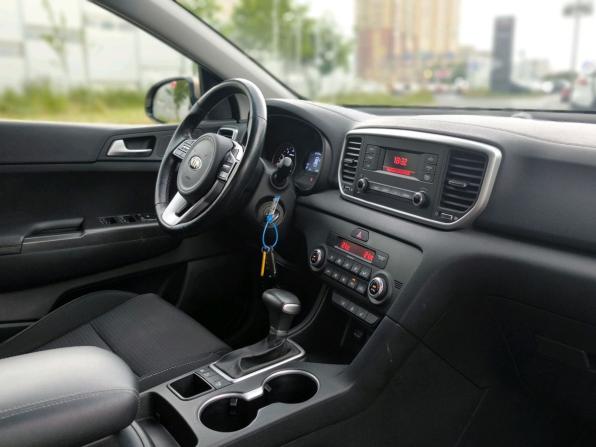 Kia Sportage IV Рестайлинг с пробегом 2018 года, цена 2 200 000 рублей, 82500 км, внедорожник, Автокод Объявления