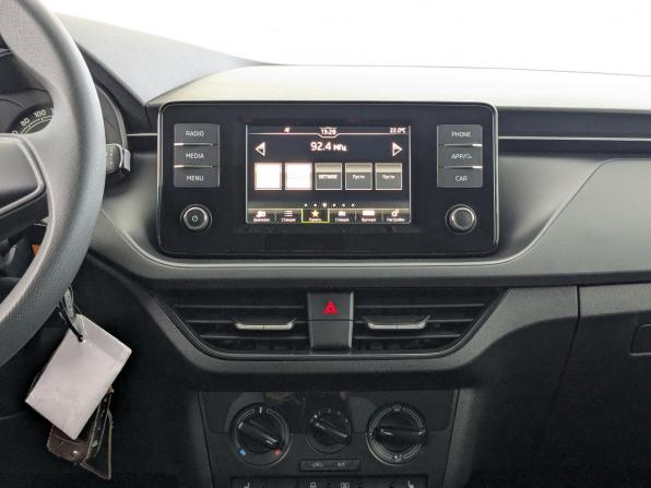 Skoda Rapid II с пробегом 2021 года, цена 1 599 000 рублей, 65066 км, лифтбек, Автокод Объявления