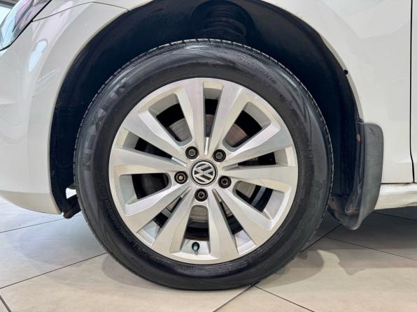 Volkswagen Golf VII с пробегом 2013 года, цена 975 000 рублей, 149653 км, хэтчбек, Автокод Объявления