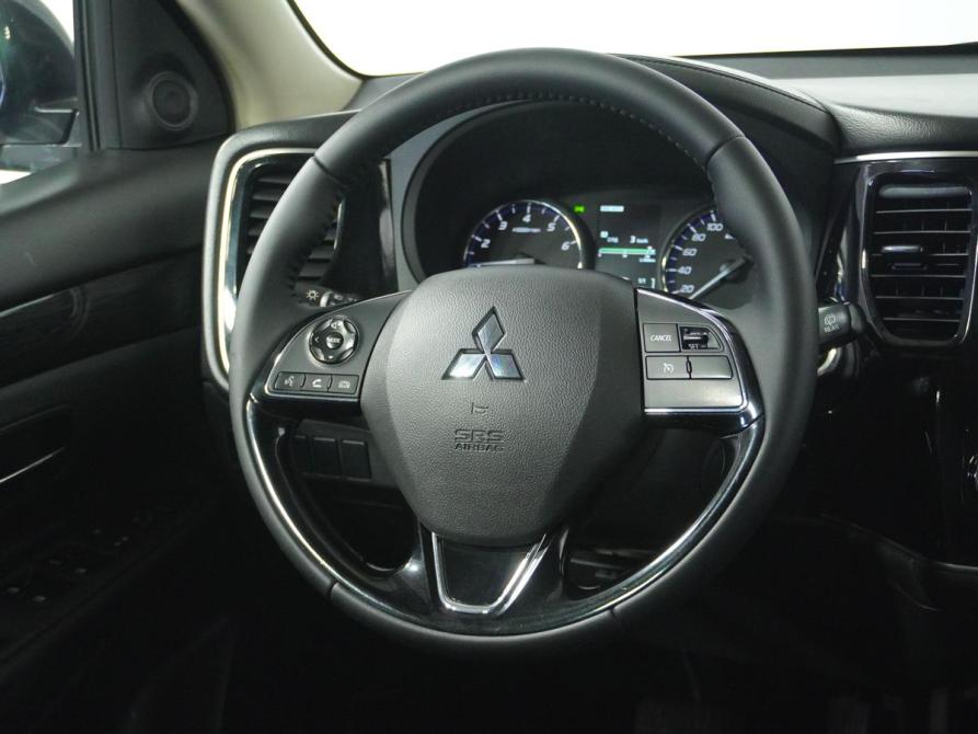 Mitsubishi Outlander III Рестайлинг 2 Вологда  - изображение 16