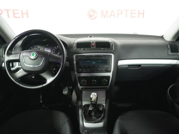 Skoda Octavia II (A5) Рестайлинг с пробегом 2010 года, цена 656 000 рублей, 294949 км, лифтбек, Автокод Объявления