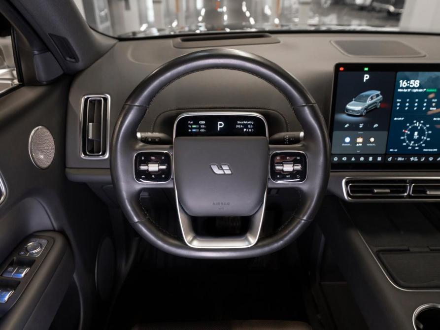 Li Auto (Lixiang) L9 I Москва  - изображение 11