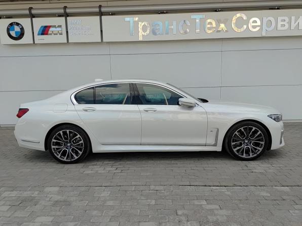 BMW 7 серии VI (G11/G12) Рестайлинг с пробегом 2022 года, цена 7 500 000 рублей, 86682 км, седан, Автокод Объявления