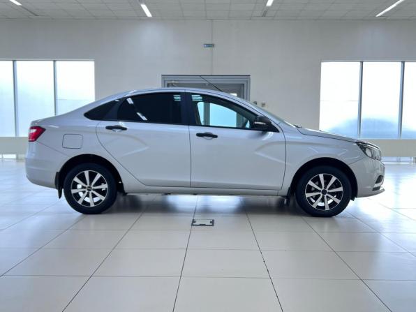Lada (ВАЗ) Vesta I с пробегом 2017 года, цена 950 000 рублей, 53500 км, седан, Автокод Объявления