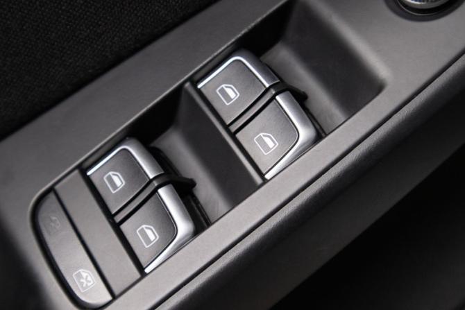 Audi A4 IV (B8) Рестайлинг с пробегом 2013 года, цена 1 469 000 рублей, 185585 км, седан, Автокод Объявления
