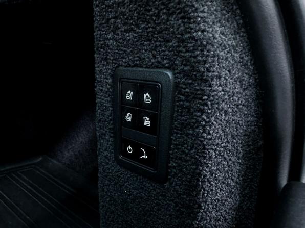 Land Rover Range Rover IV с пробегом 2015 года, цена 3 699 990 рублей, 234757 км, внедорожник, Автокод Объявления
