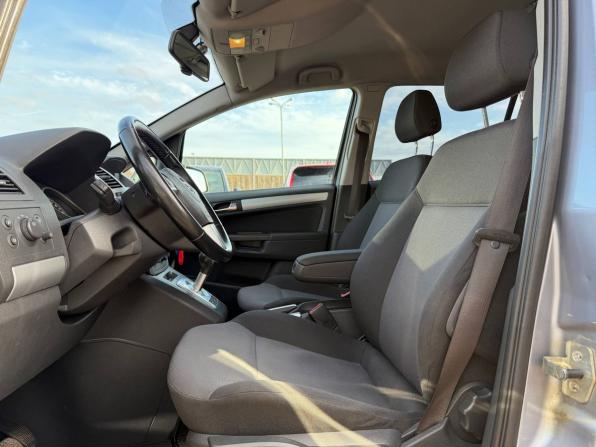 Opel Zafira B Рестайлинг с пробегом 2010 года, цена 655 000 рублей, 155233 км, компактвэн, Автокод Объявления