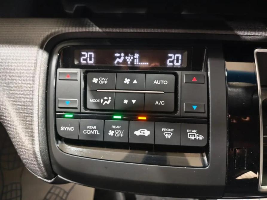 Honda Stepwgn V Рестайлинг Уфа  - изображение 12