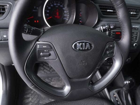 Kia Rio III Рестайлинг с пробегом 2016 года, цена 1 285 000 рублей, 165804 км, хэтчбек, Автокод Объявления