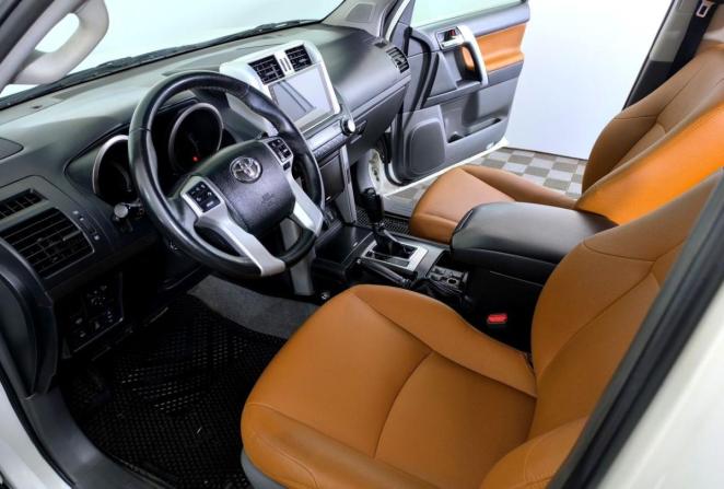 Toyota Land Cruiser Prado 150 Series с пробегом 2010 года, цена 2 520 000 рублей, 211369 км, внедорожник, Автокод Объявления