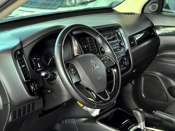 Mitsubishi Outlander III Рестайлинг 2 с пробегом 2018 года, цена 1 660 000 рублей, 125700 км, внедорожник, Автокод Объявления
