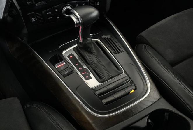 Audi Q5 I (8R) Рестайлинг с пробегом 2013 года, цена 1 980 000 рублей, 99646 км, внедорожник, Автокод Объявления