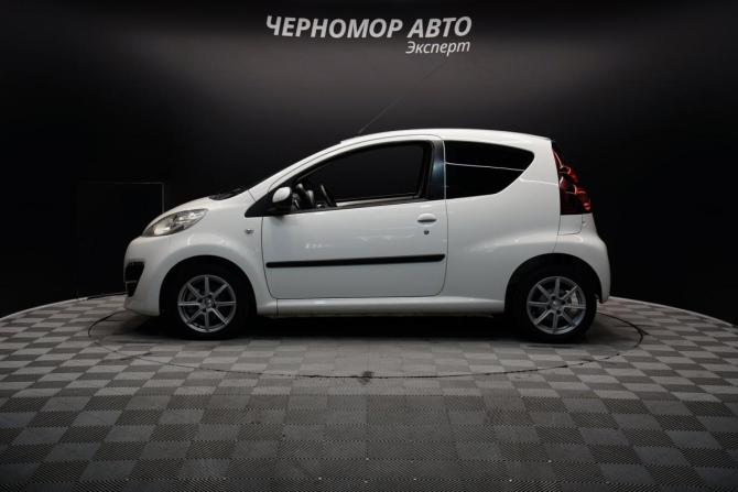 Peugeot 107 I Рестайлинг 2 с пробегом 2014 года, цена 640 000 рублей, 144000 км, хэтчбек, Автокод Объявления