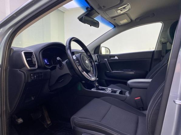 Kia Sportage IV Рестайлинг с пробегом 2019 года, цена 2 420 000 рублей, 124000 км, внедорожник, Автокод Объявления