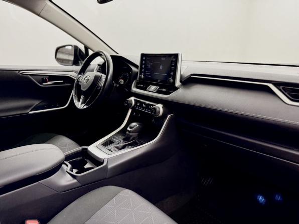 Toyota RAV4 V (XA50) с пробегом 2019 года, цена 3 250 000 рублей, 157149 км, внедорожник, Автокод Объявления