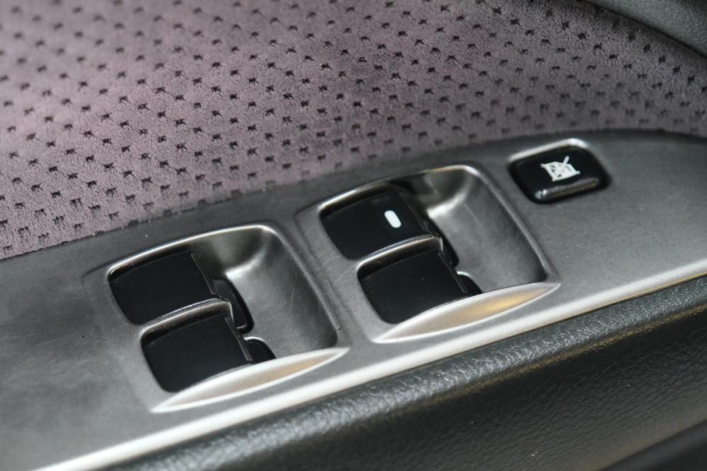 Mitsubishi Outlander I Омск  - изображение 9