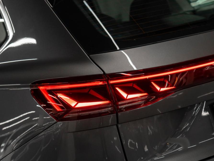 Volkswagen Touareg III Рестайлинг Москва  - изображение 30