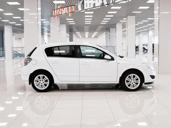 Opel Astra H Рестайлинг с пробегом 2011 года, цена 250 000 рублей, 168970 км, хэтчбек, Автокод Объявления