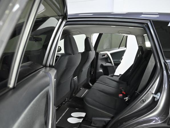 Toyota RAV4 IV (XA40) с пробегом 2015 года, цена 1 649 000 рублей, 114000 км, внедорожник, Автокод Объявления