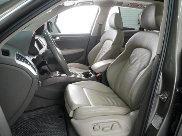 Audi Q5 I (8R) с пробегом 2010 года, цена 1 395 000 рублей, 207892 км, внедорожник, Автокод Объявления